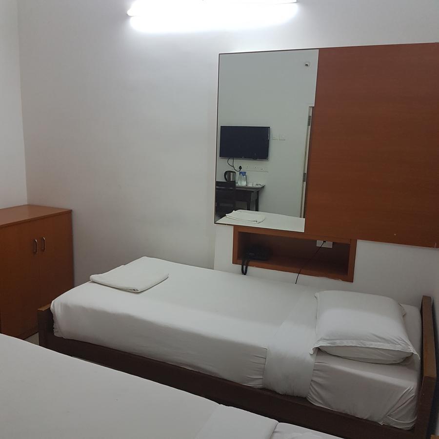 Surag Residency Hotell Tiruchirappalli Eksteriør bilde